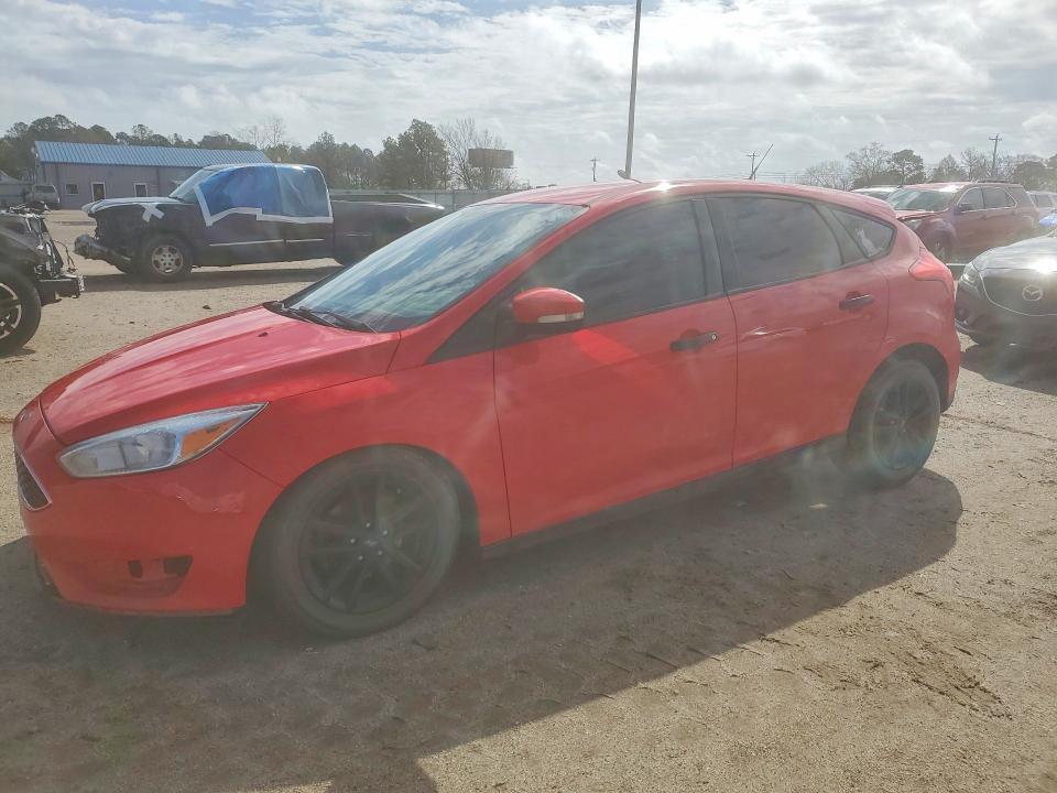 2016 Ford Focus se