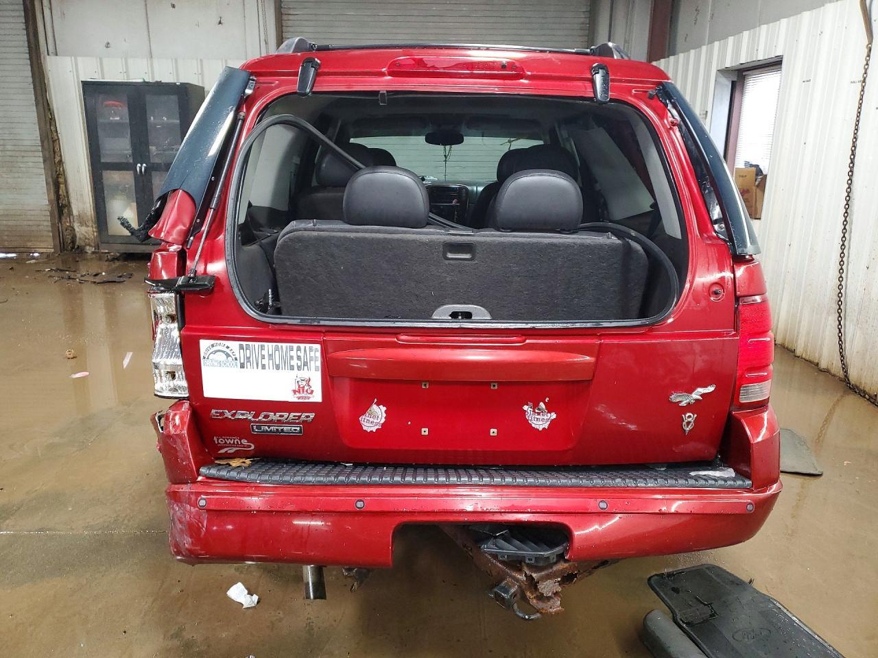 2004 Ford Explorer Limited