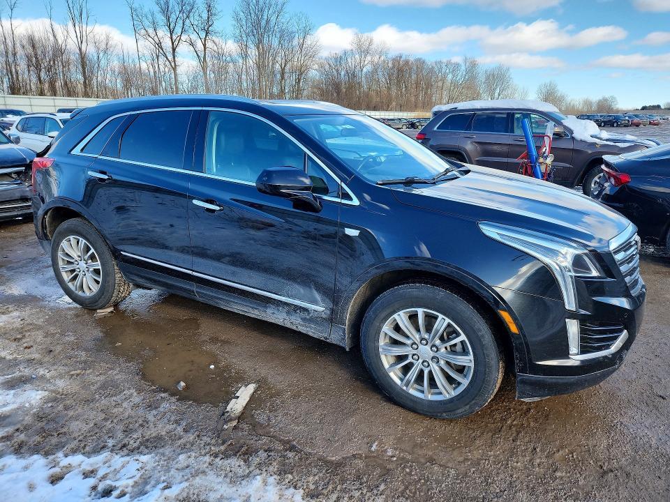 2017 Cadillac XT5 Luxury