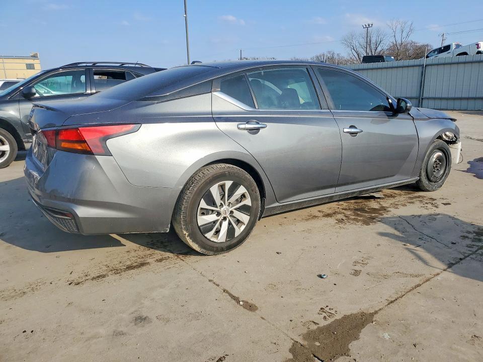 2020 Nissan Altima s