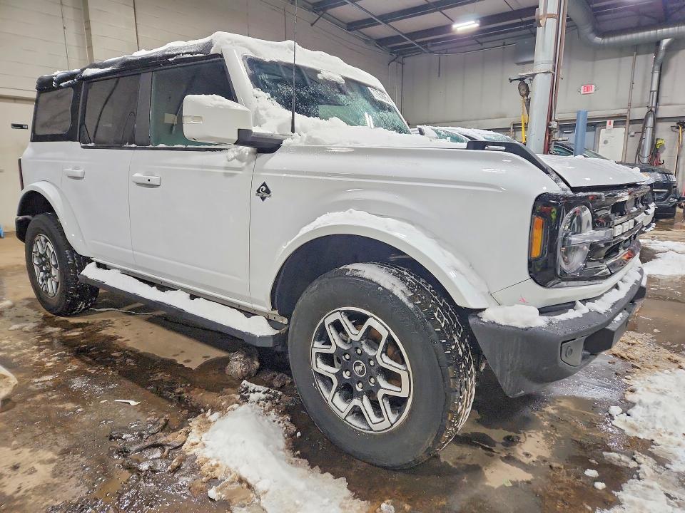 2022 Ford Bronco Base