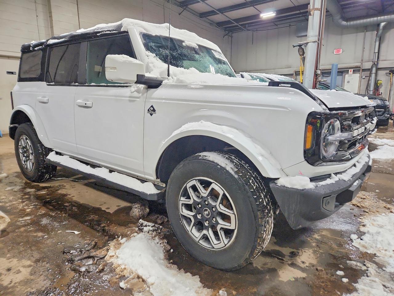 2022 Ford Bronco Base