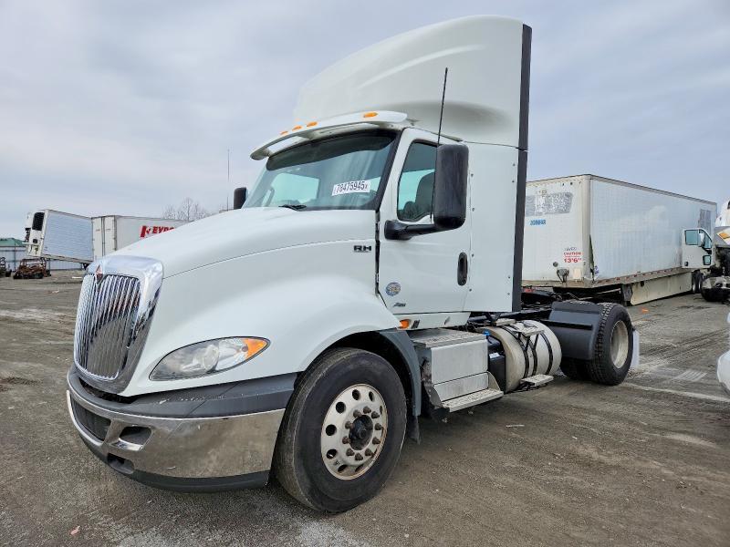 2019 International RH613 Semi Truck