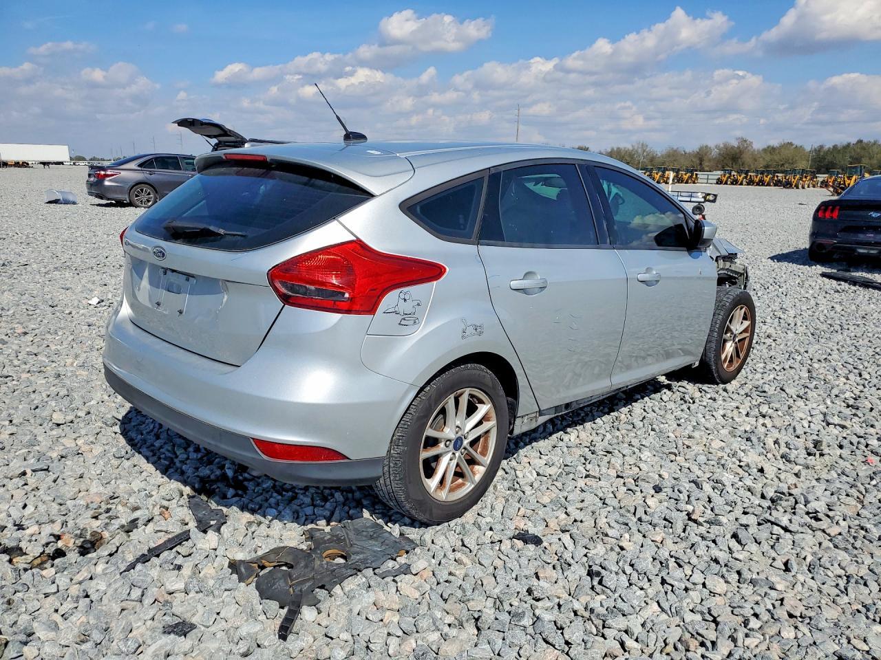 2018 Ford Focus se