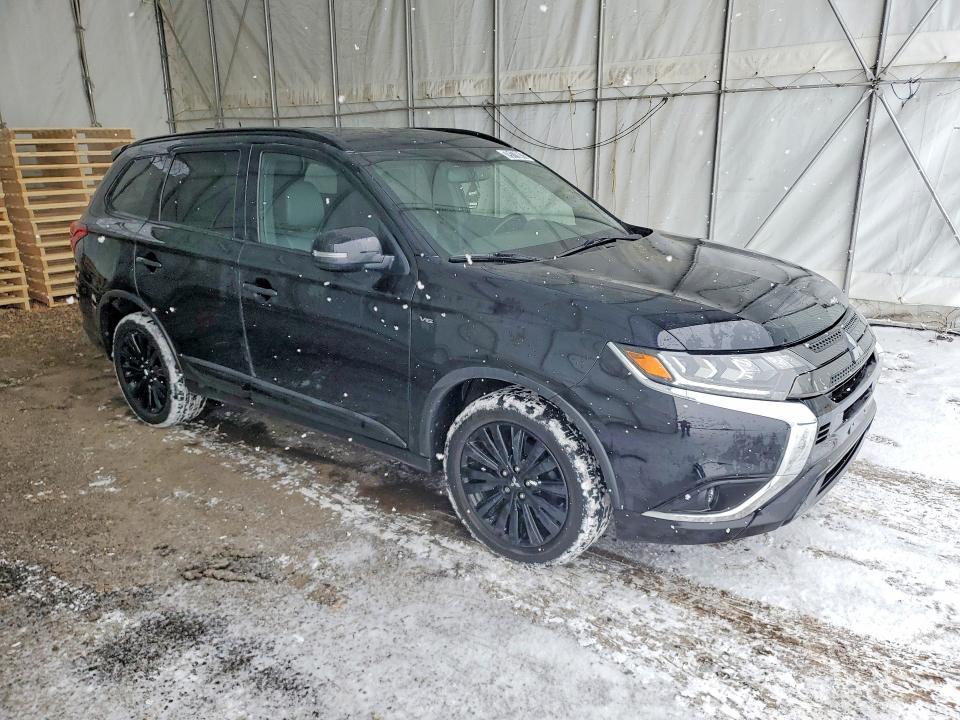 2020 Mitsubishi Outlander se