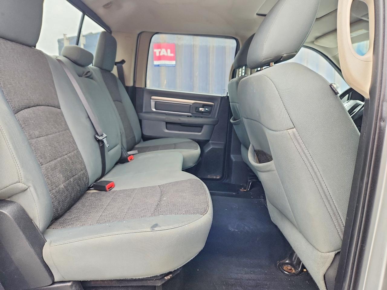 2014 Dodge Ram 1500 slt