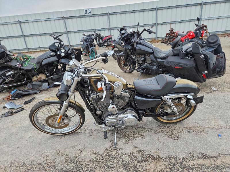 2013 Harley-Davidson XL1200 V