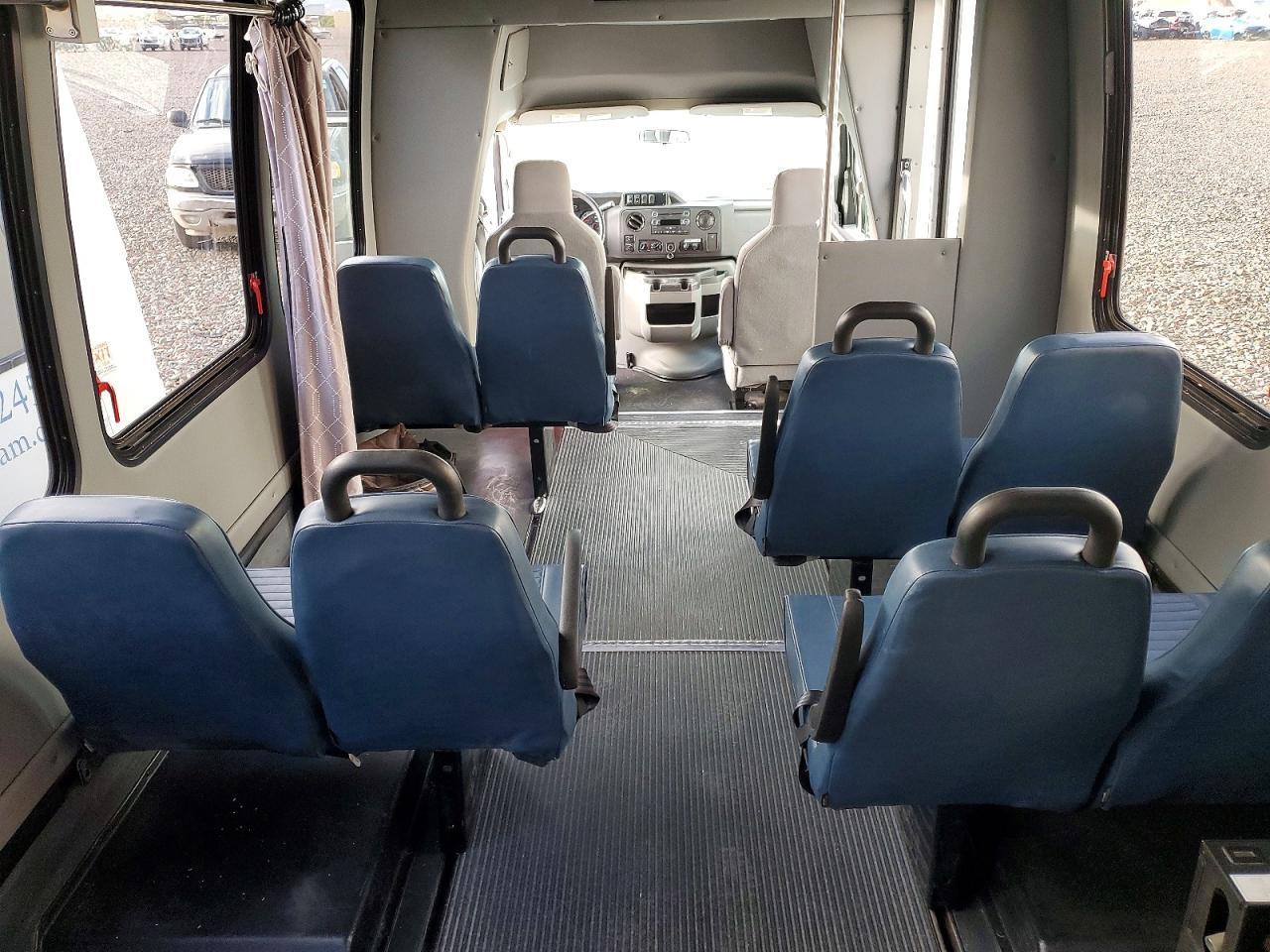 2014 Ford E350 Shuttle bus