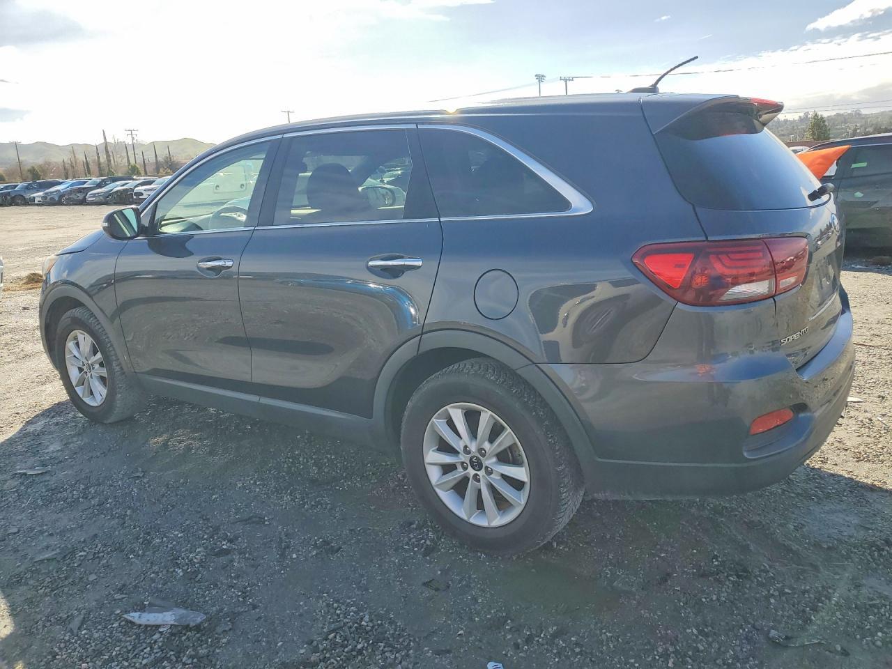 2019 KIA Sorento lx V6