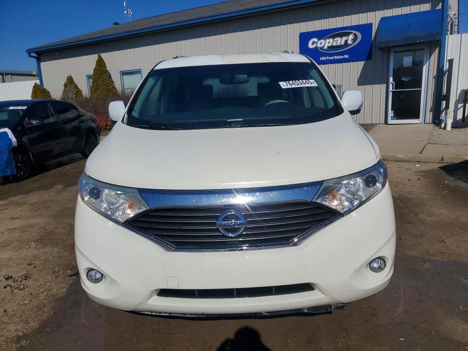 2016 Nissan Quest s