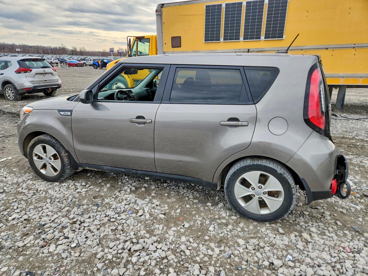 2016 KIA Soul Base