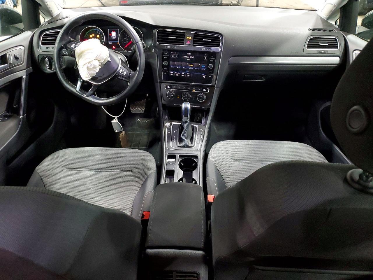 2017 Volkswagen E-golf se