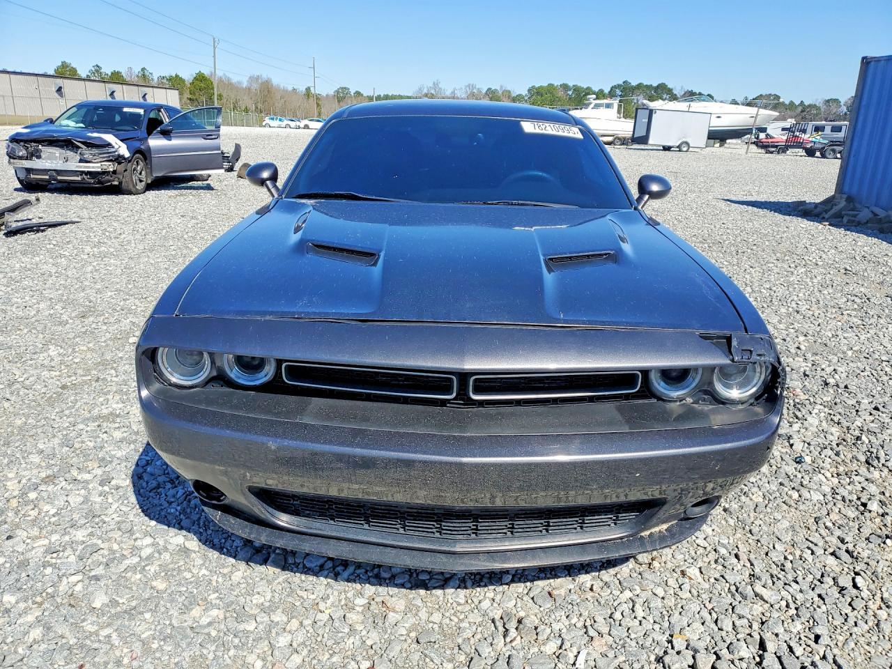 2016 Dodge Challenger sxt