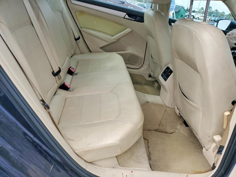 2013 Volkswagen Passat se