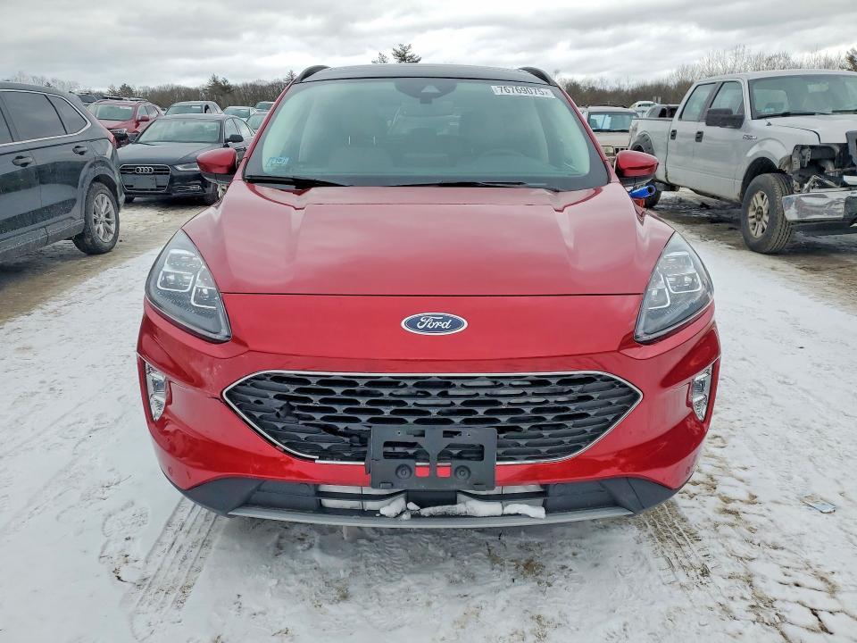 2022 Ford Escape Titanium