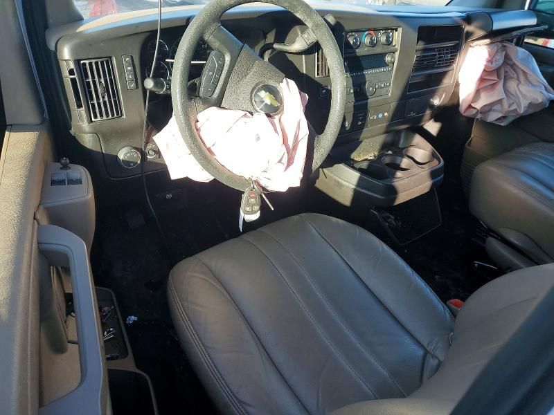 2024 Chevrolet Express G2500