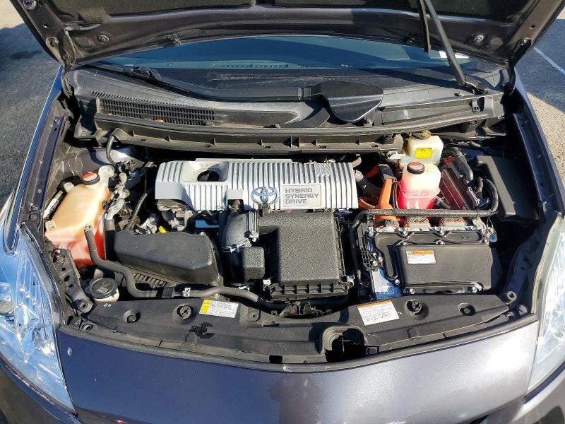 2015 Toyota Prius two