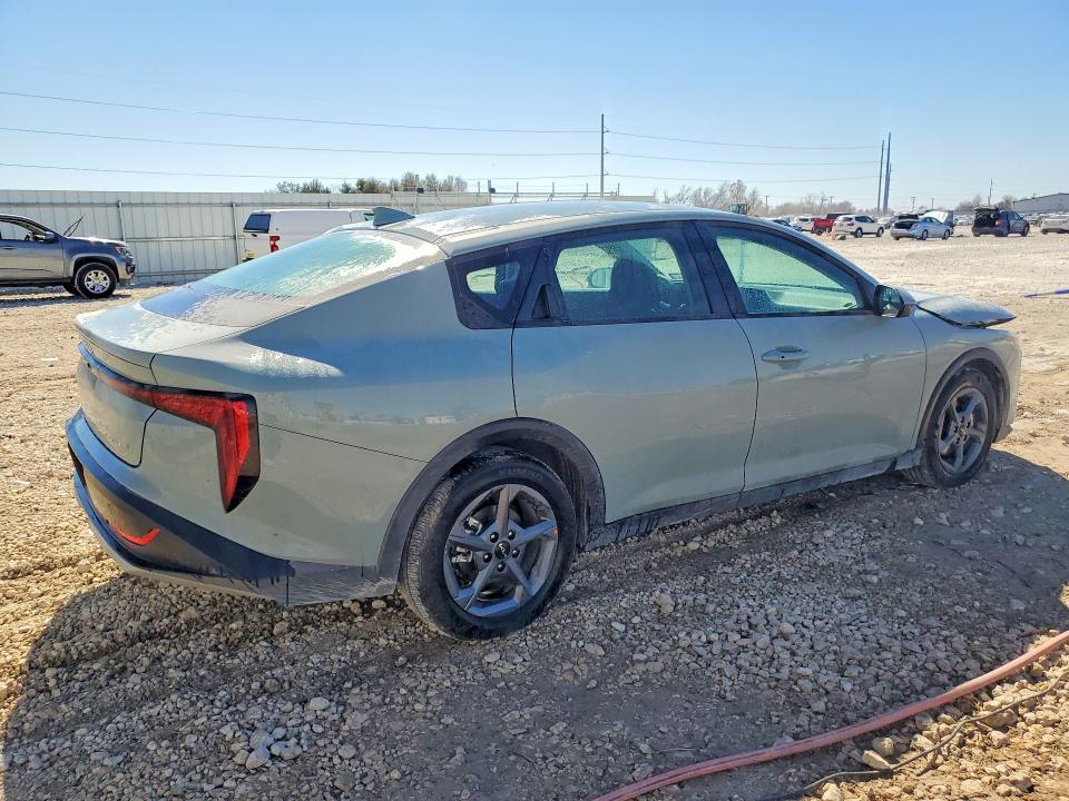 2026 KIA K4 lx