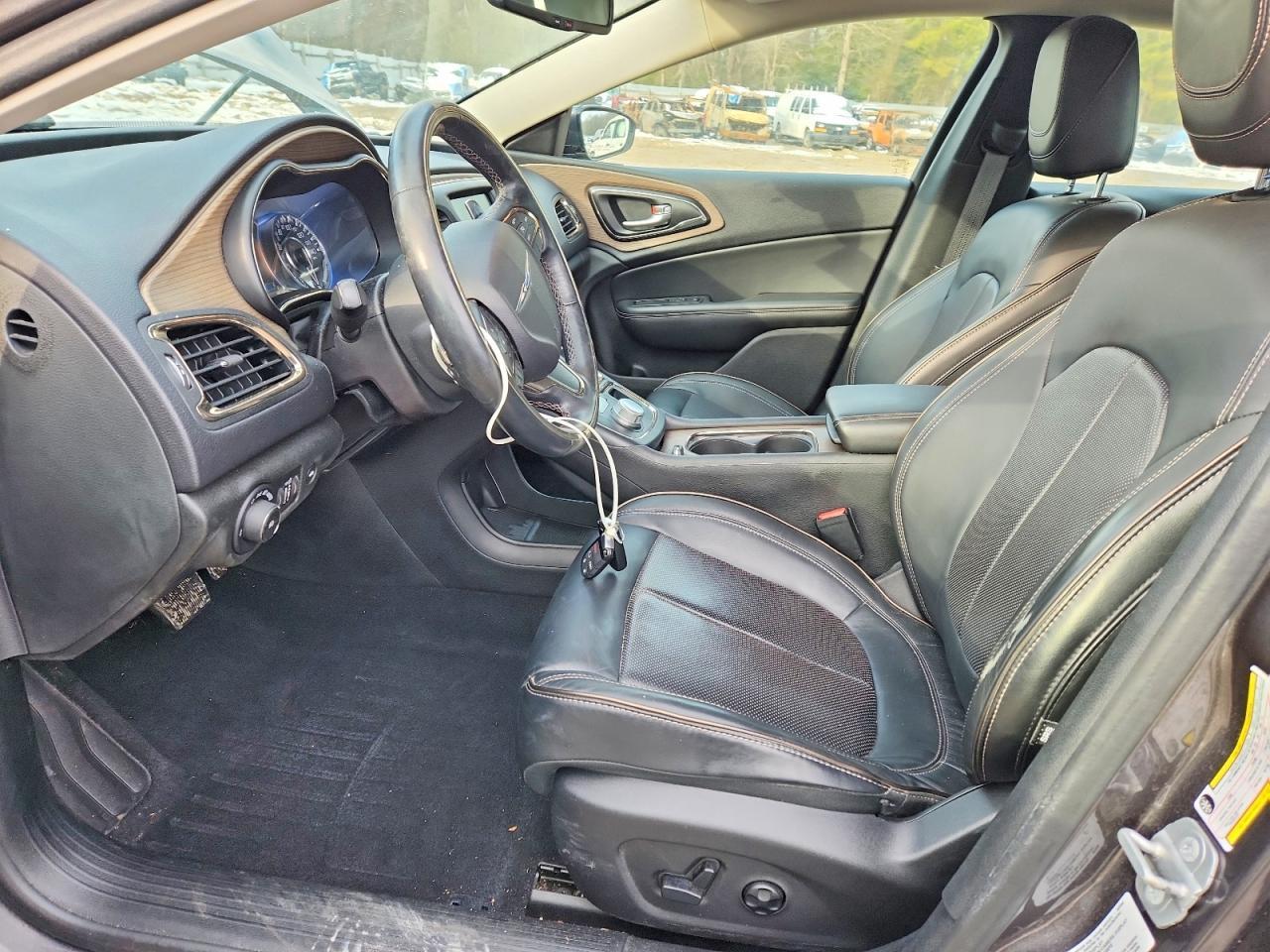 2015 Chrysler 200 c