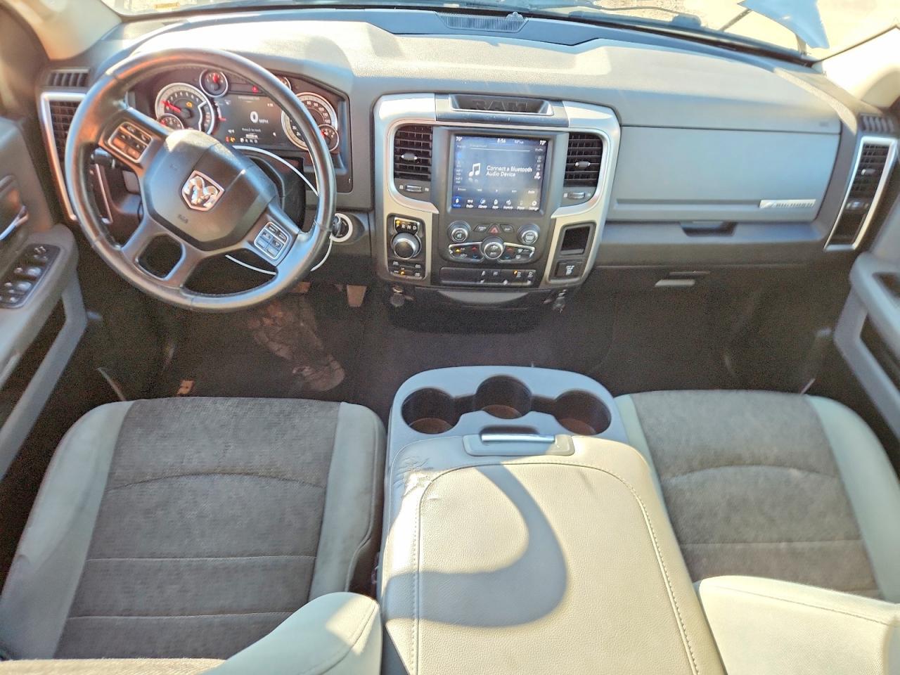 2018 Dodge Ram 1500 slt