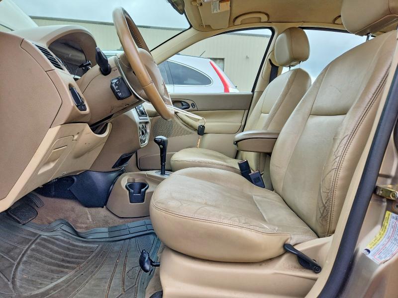 2005 Ford Focus ZX4