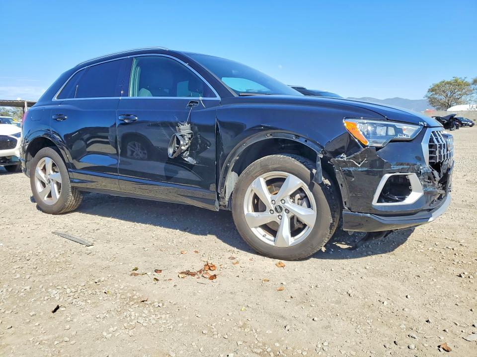 2021 Audi Q3 Premium 40