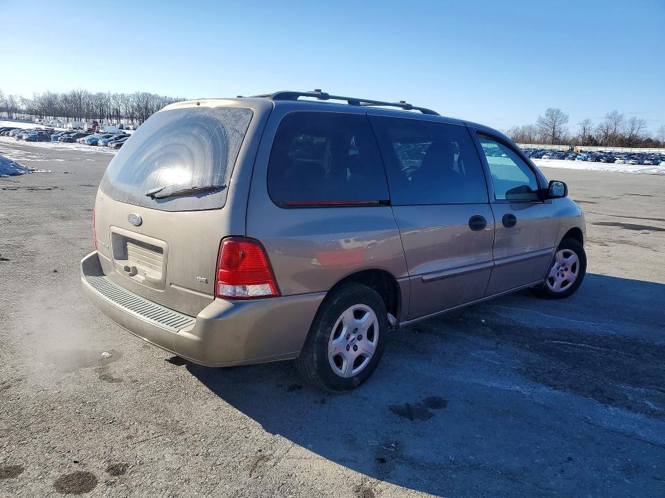 2005 Ford Freestar se