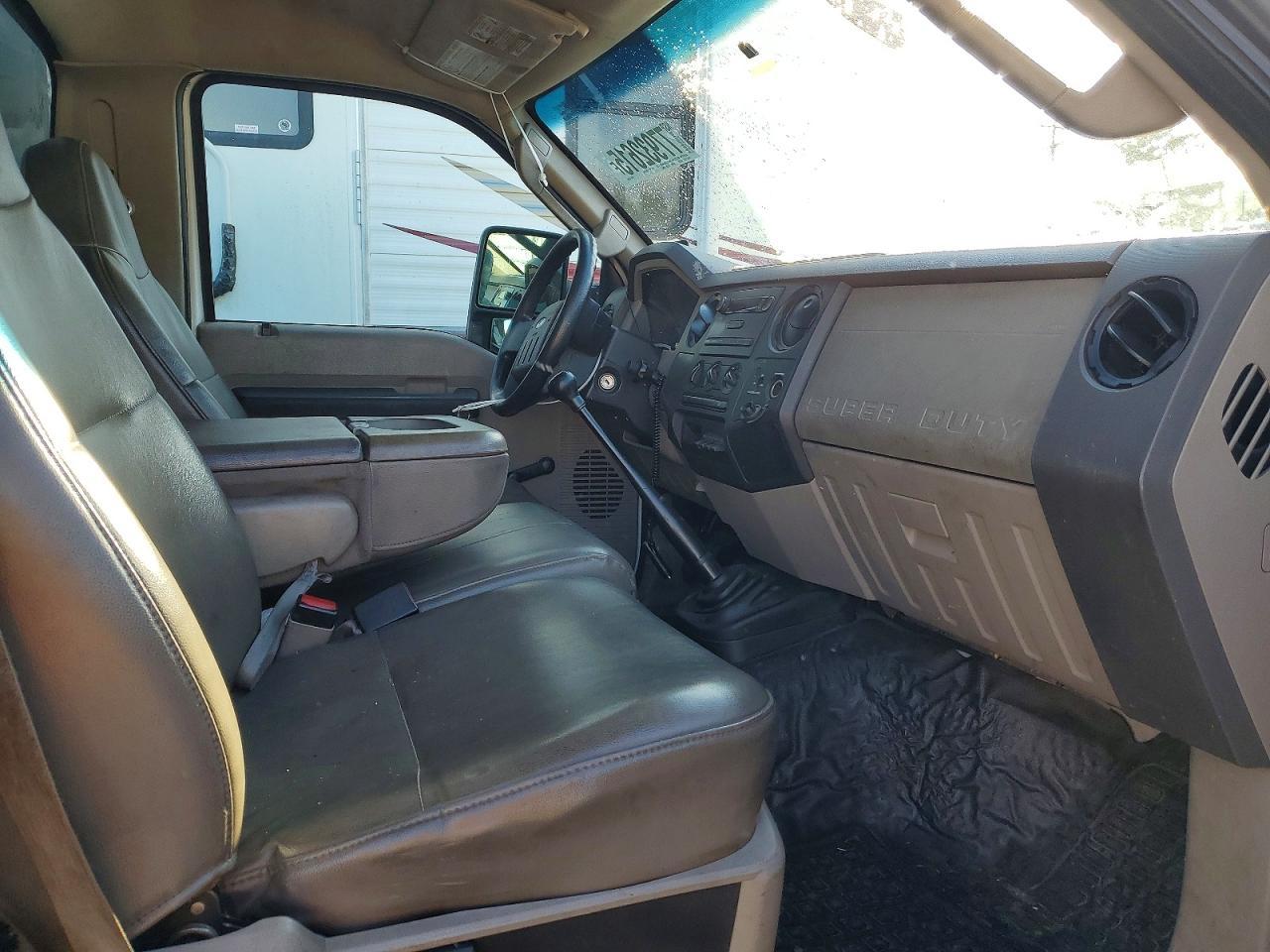 2008 Ford F350 Chassis C 4X2