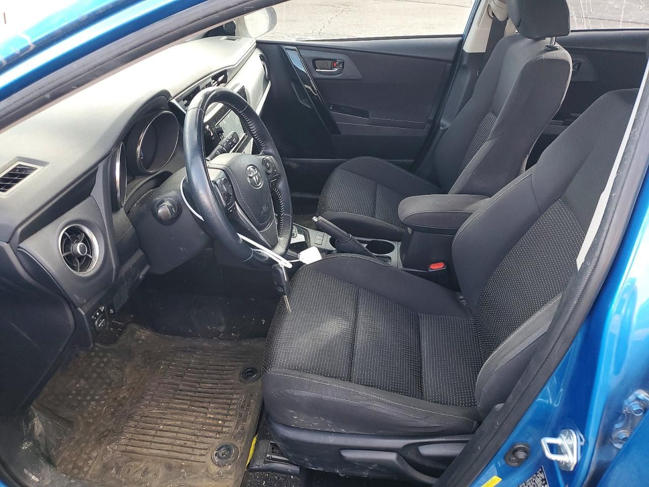 2017 Toyota Corolla im