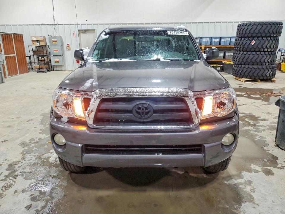 2011 Toyota Tacoma Double cab Prerunner