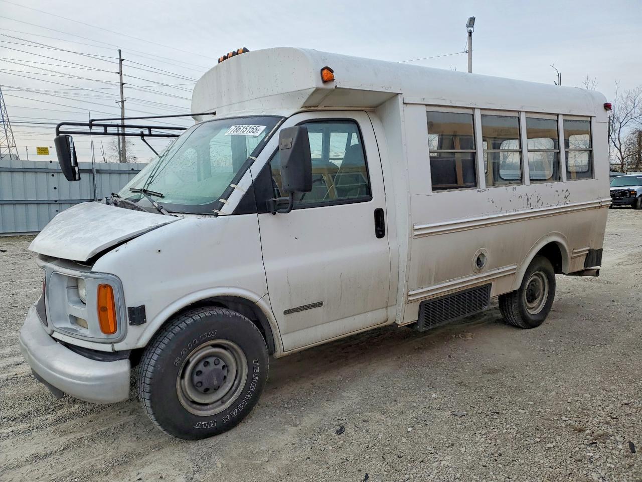 2001 GMC Savana Cutaway G3500