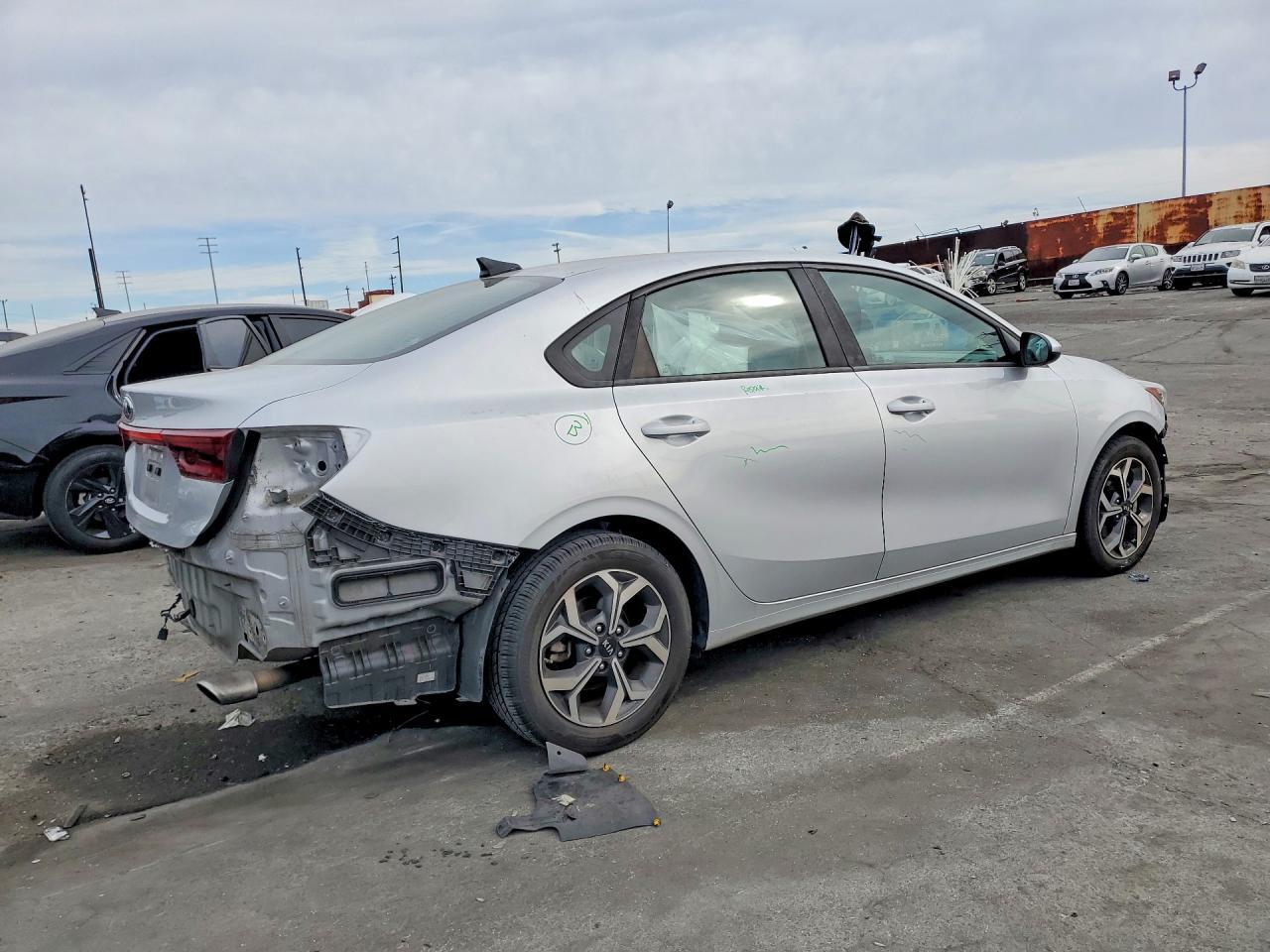 2021 KIA Forte fe
