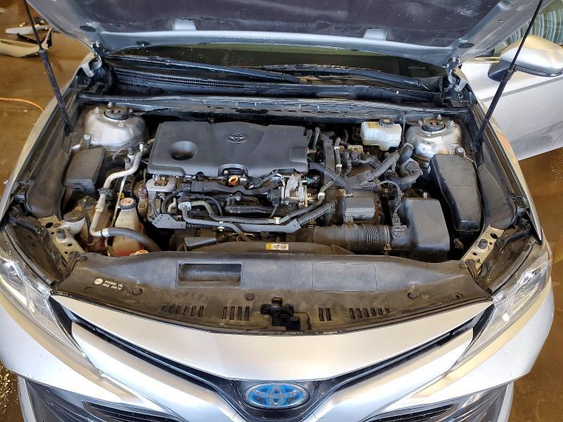 2018 Toyota Camry Hybrid le