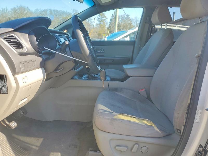 2016 KIA Sedona lx
