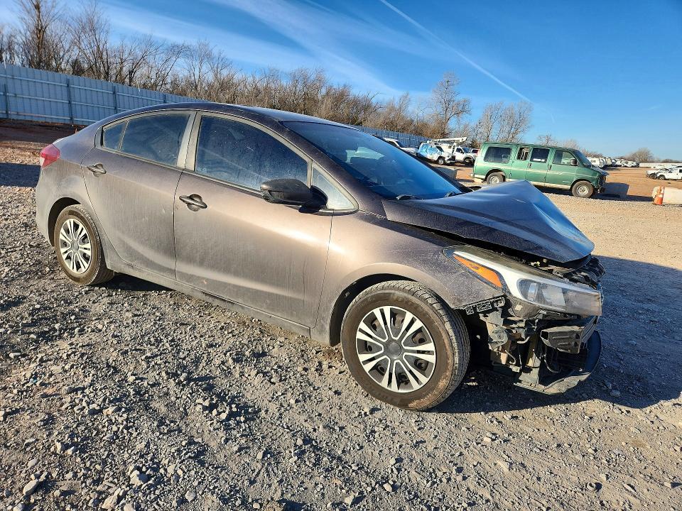 2017 KIA Forte lx