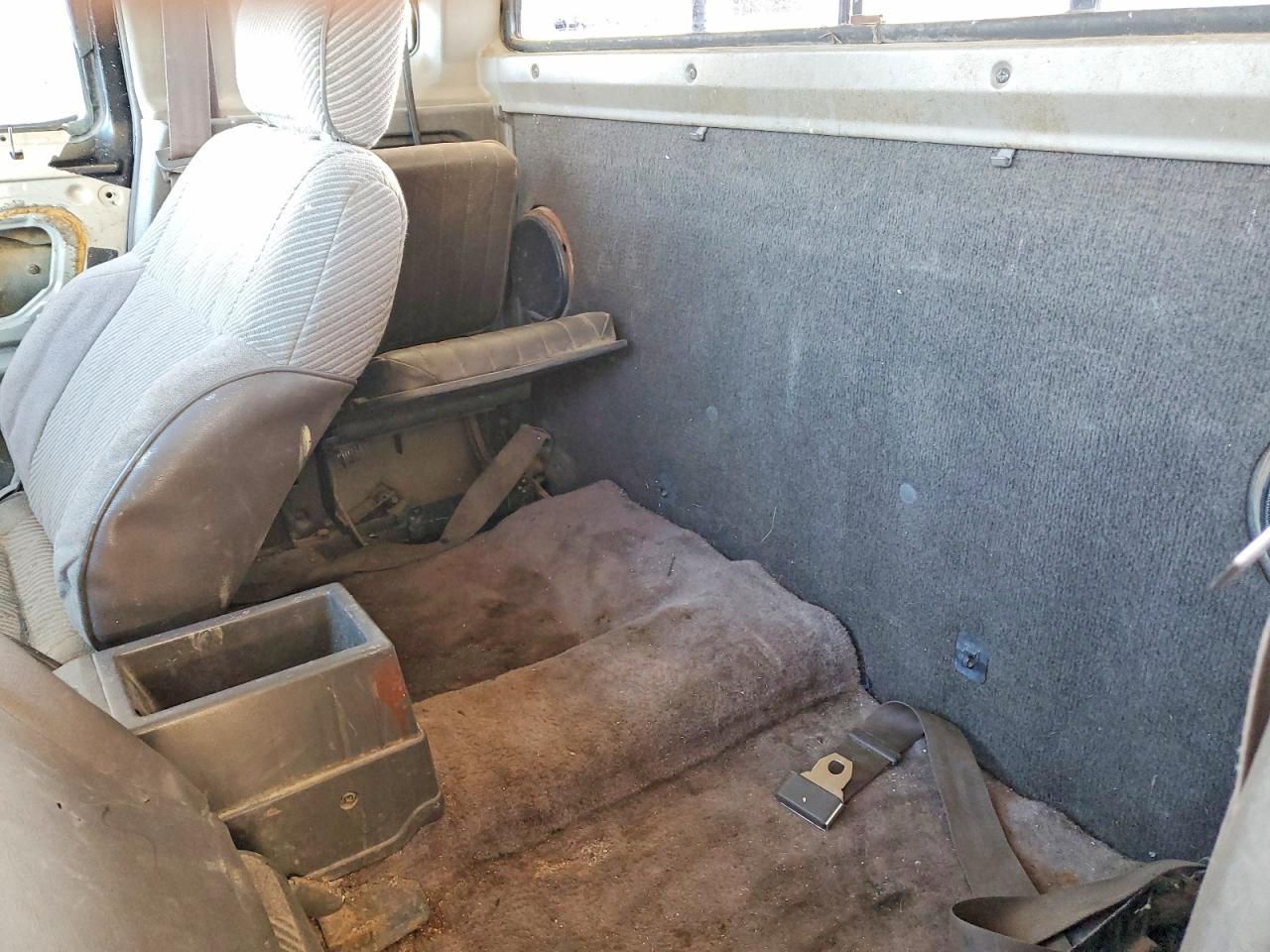 1986 Nissan D21 King cab