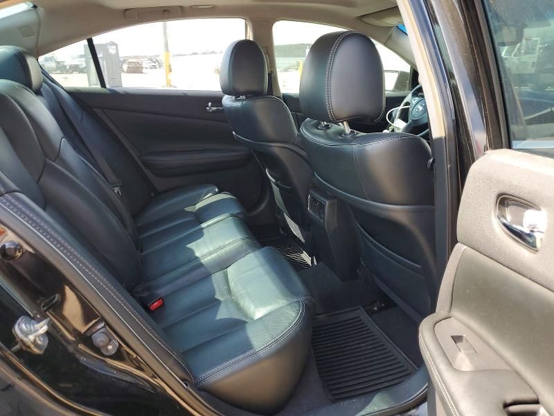 2014 Nissan Maxima s