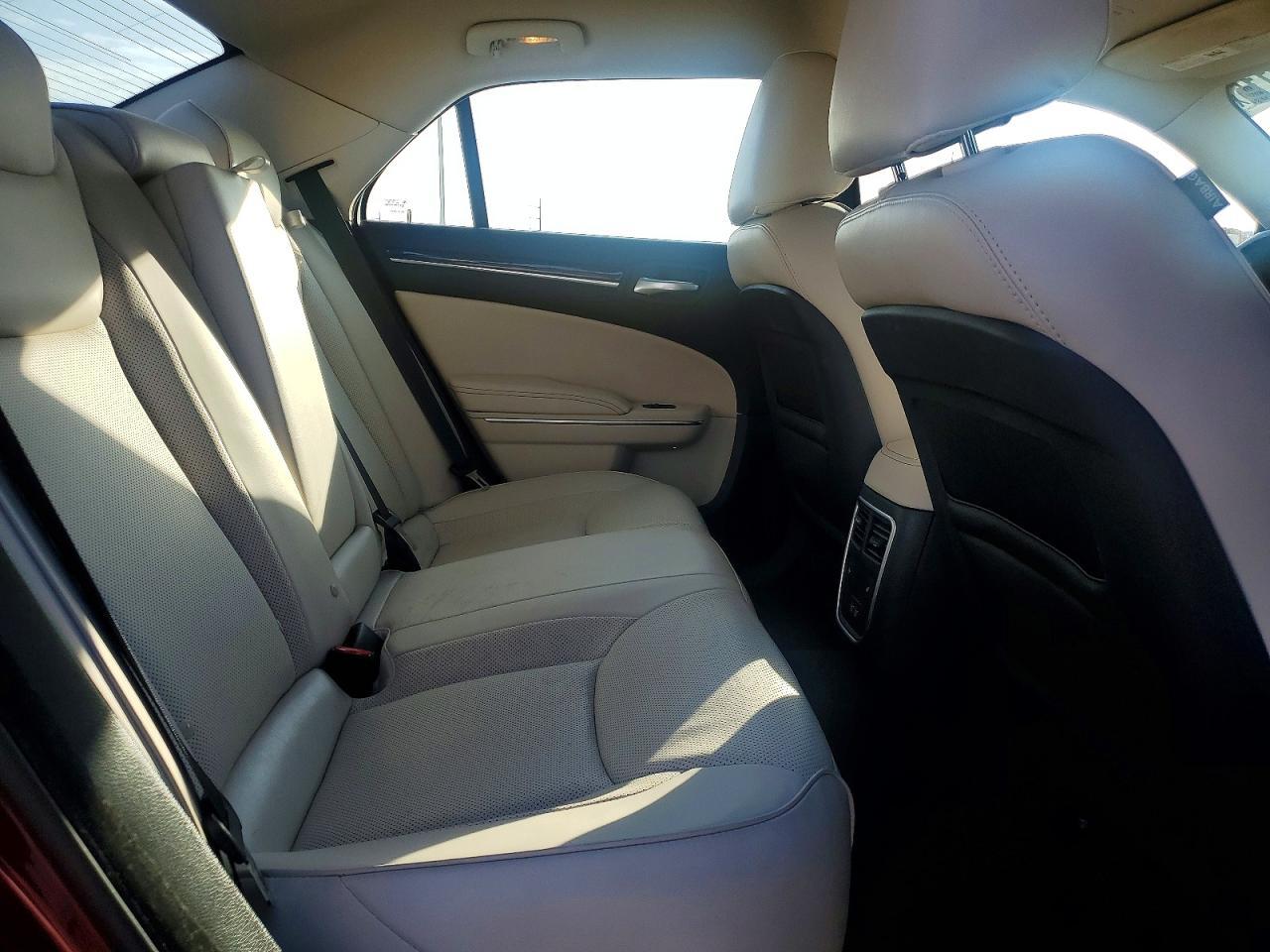 2018 Chrysler 300 Limited