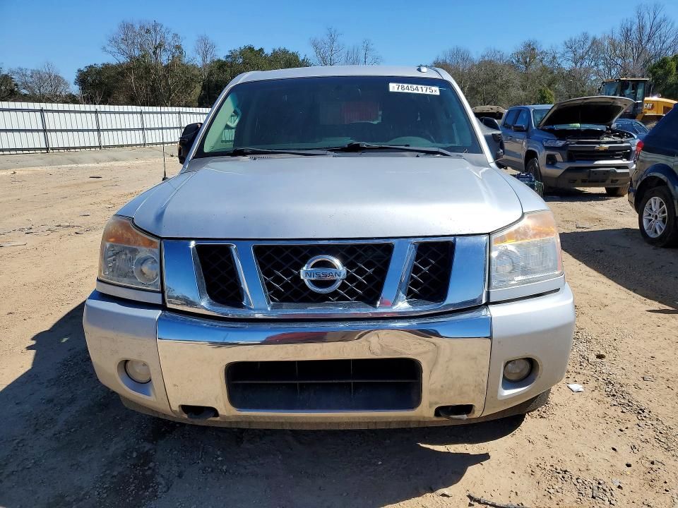2013 Nissan Titan s