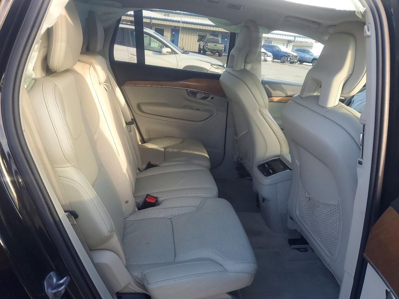 2016 Volvo Xc90 T6