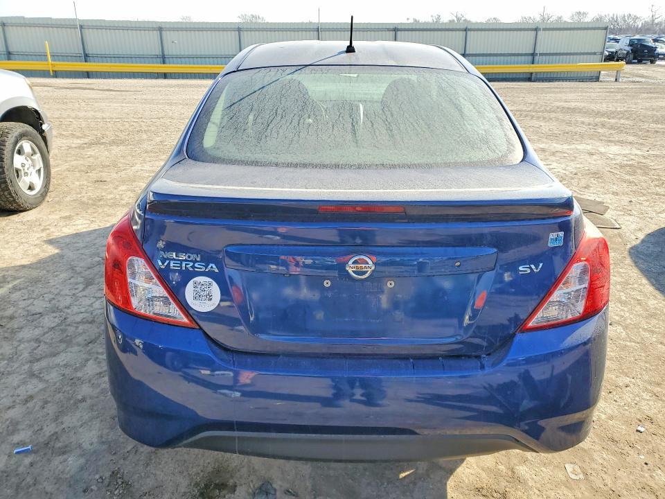 2019 Niss Versa