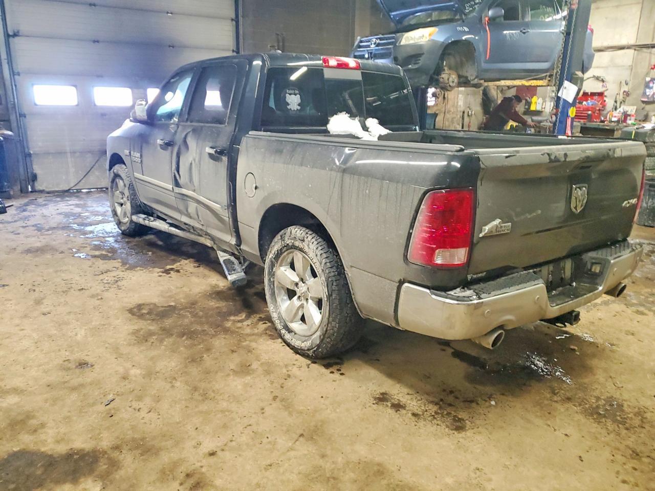2017 Dodge RAM 1500 SLT