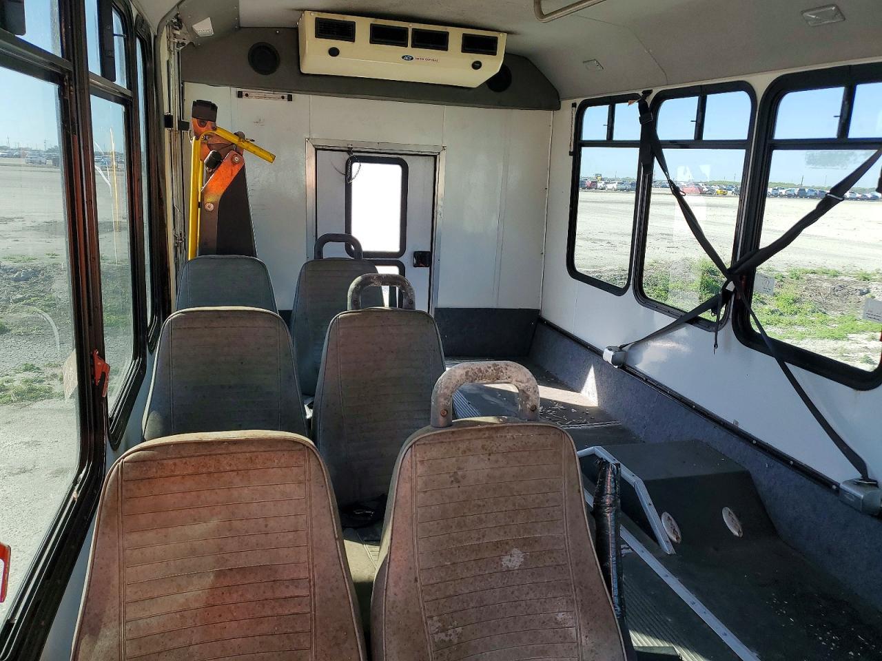 2014 Chevrolet Express Shuttle Bus