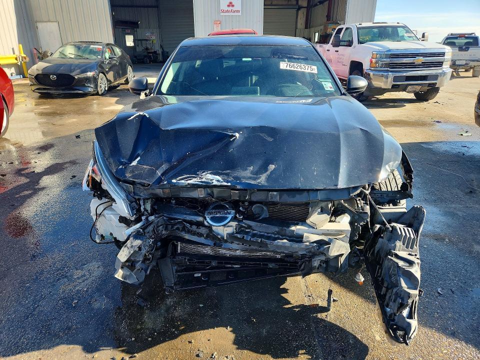 2019 Nissan Altima sr