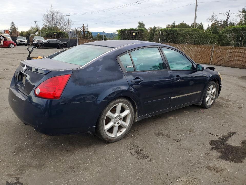 2005 Nissan Maxima se
