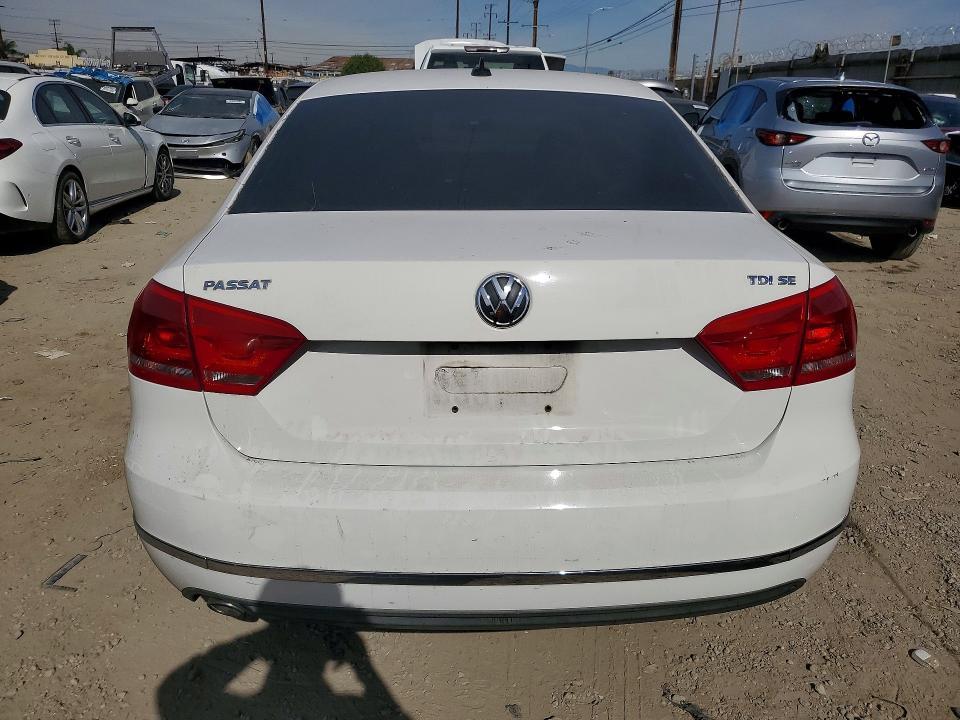 2013 Volkswagen Passat se