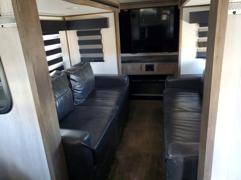 2022 Sabre By Forest Rive 2022 Forest River Sabre Camper