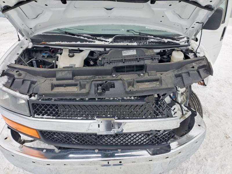2024 Chevrolet Express G2500