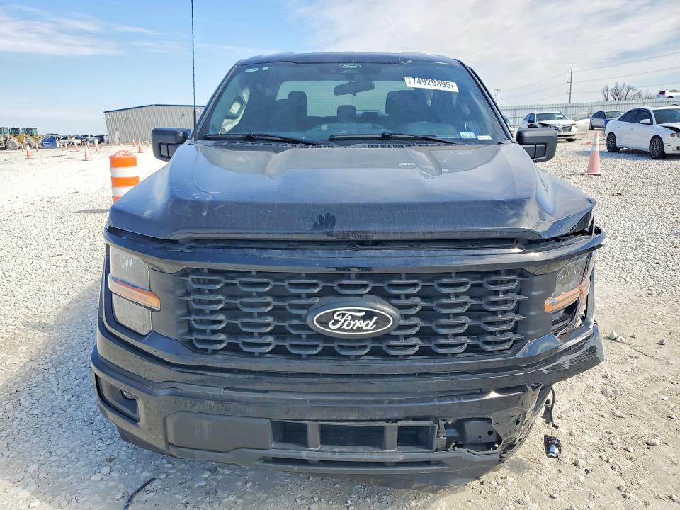 2025 Ford F150 stx