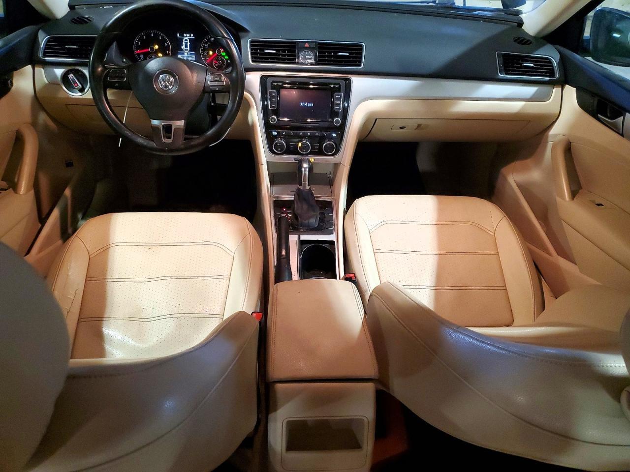 2012 Volkswagen Passat se